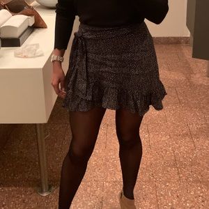 Black and white over lap skirt